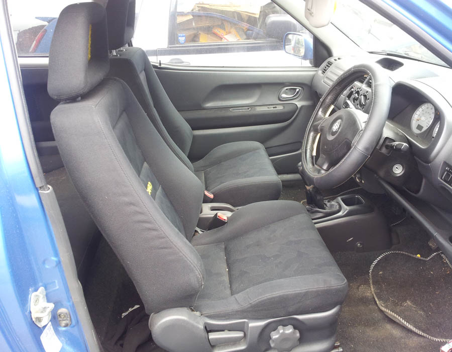 Suzuki Ignis Sport steering-wheel